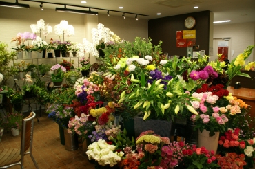 「フラワーショップいまい」　（群馬県前橋市）の花屋店舗写真2
